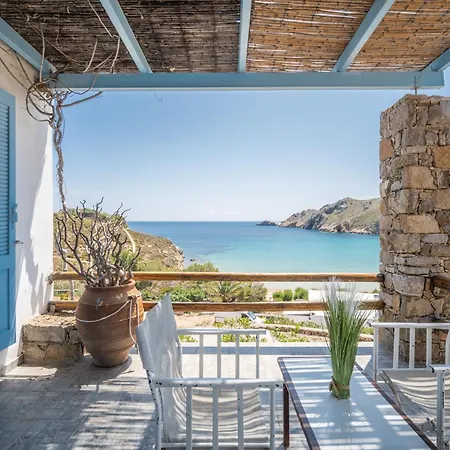 Psili Ammos * Serifos Town