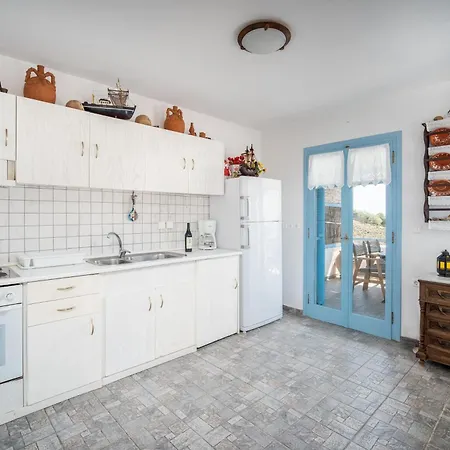 Psili Ammos Serifos Town