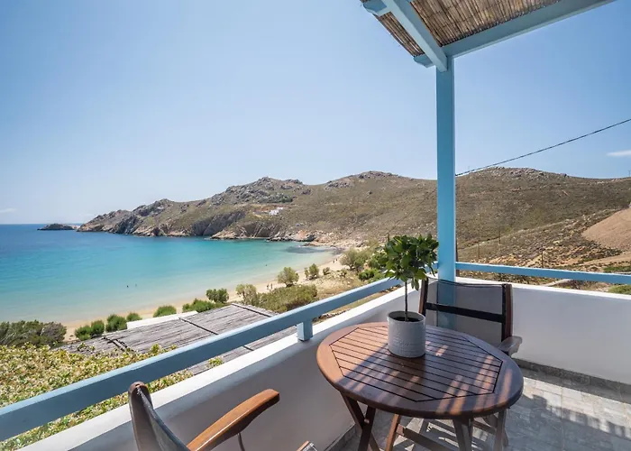 Psili Ammos Vakantiehuis Serifos Town