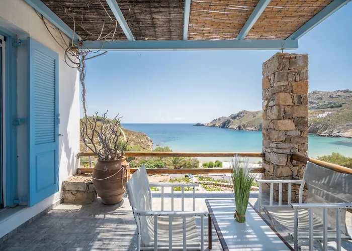 Psili Ammos * Serifos Town